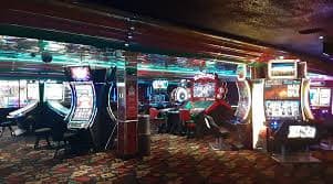 qr 620 Live Casino